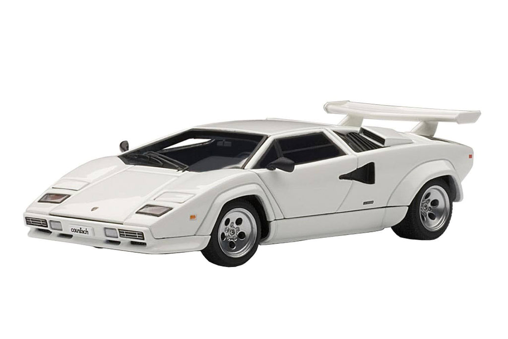 White 1/43 Diecast Model Car T8945