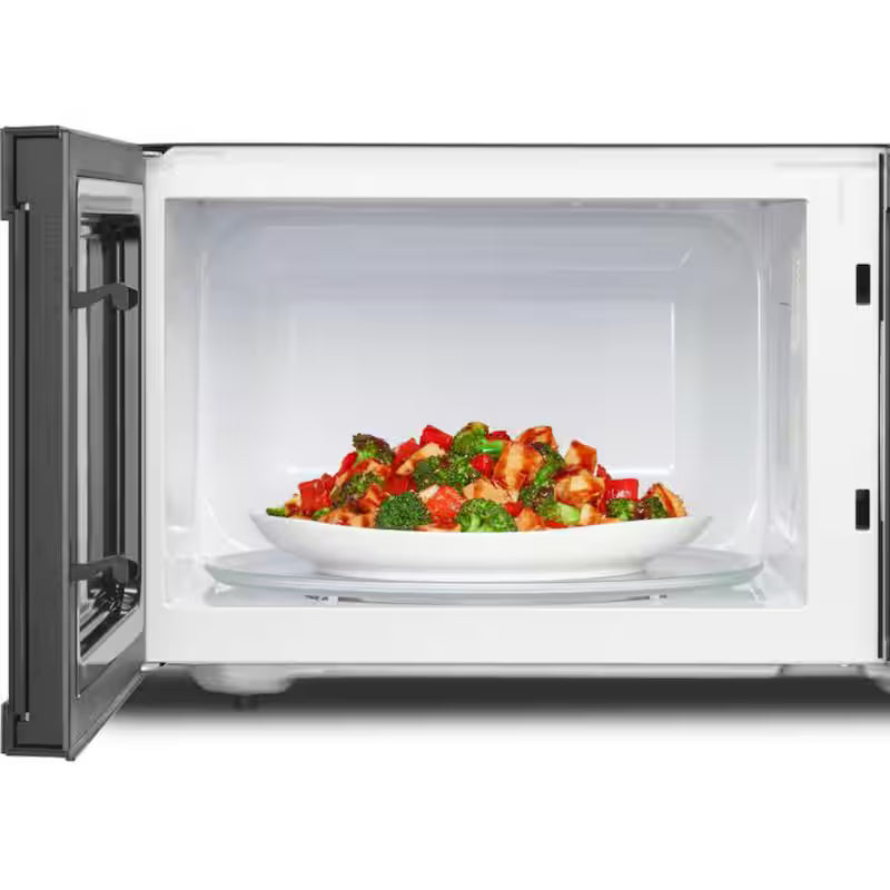 1.6 cu. ft. White Countertop Microwave Y9126