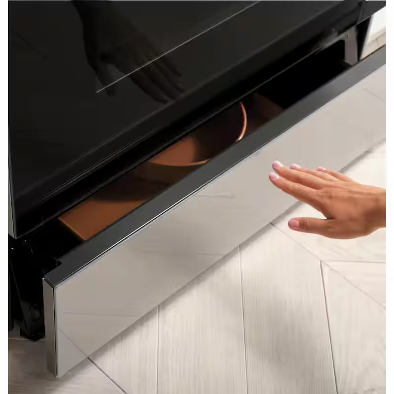 5.6 cu. ft. Smart Slide-In Gas Range with True Convection F879715