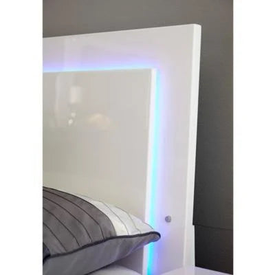 California King Bed P10580