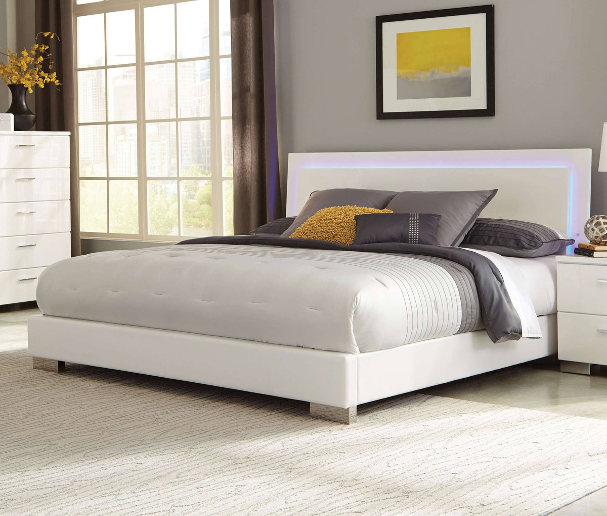 California King Bed P10580