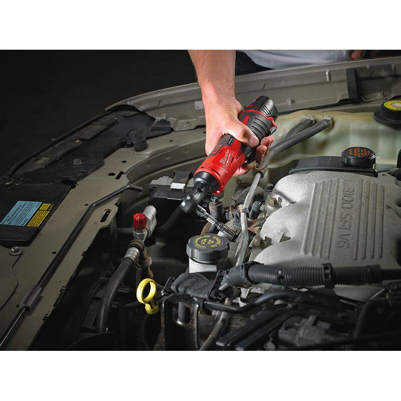 12V Cordless 3/8 in. Ratchet Kit with Battery, Charger and Tool Bag Y436