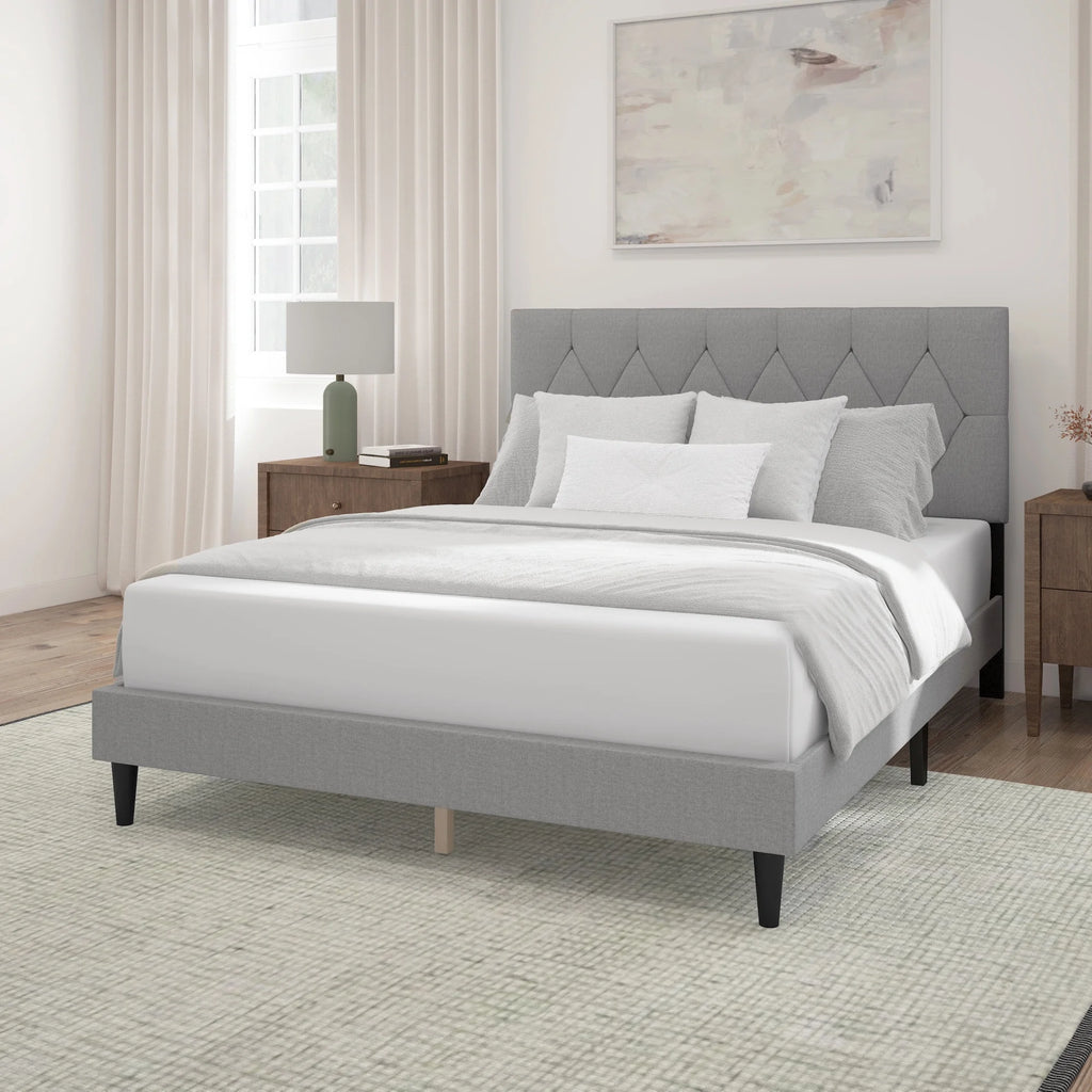 Gray Diamond Tufted Upholstered Queen Platform Bed Q790554