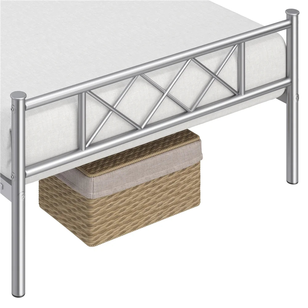 Queen Metal Platform Bed M459063
