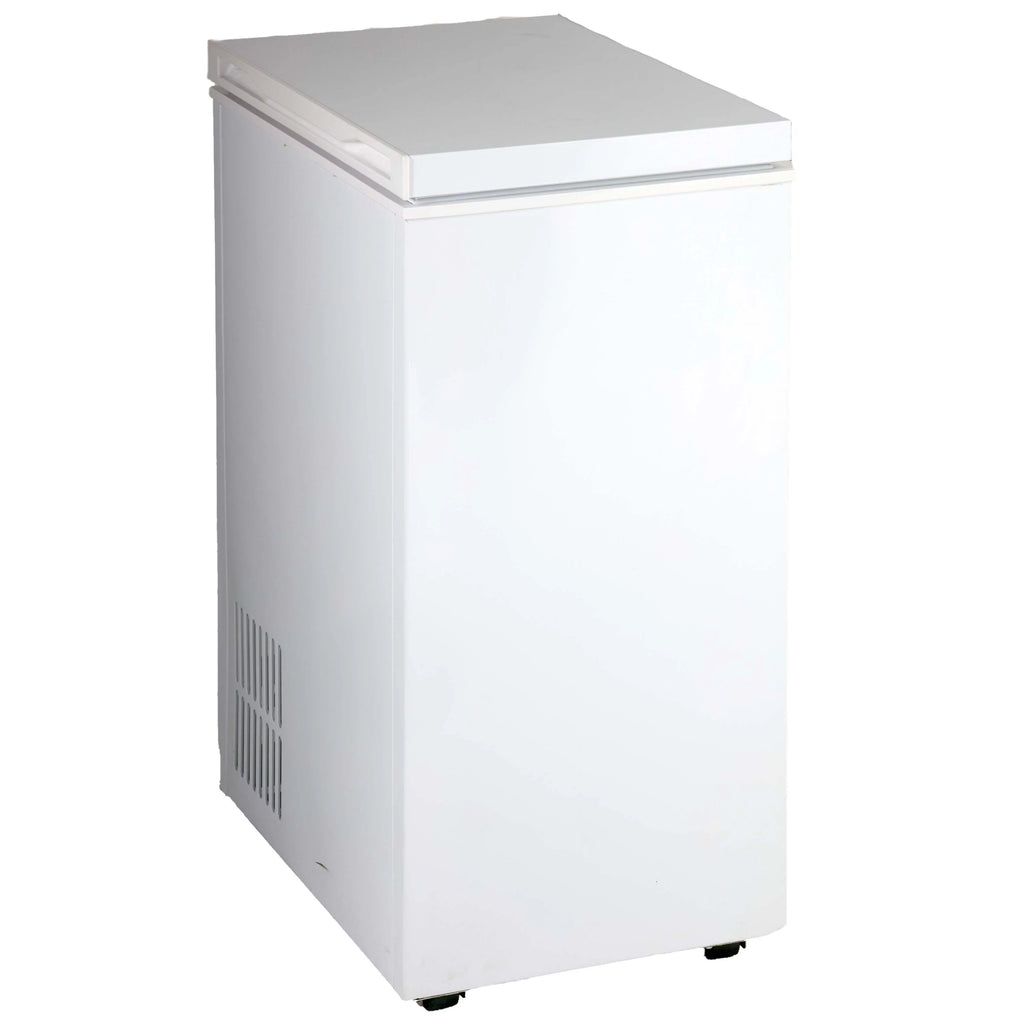 White 2.5 Cu ft Manual Defrost Chest Freezer R857