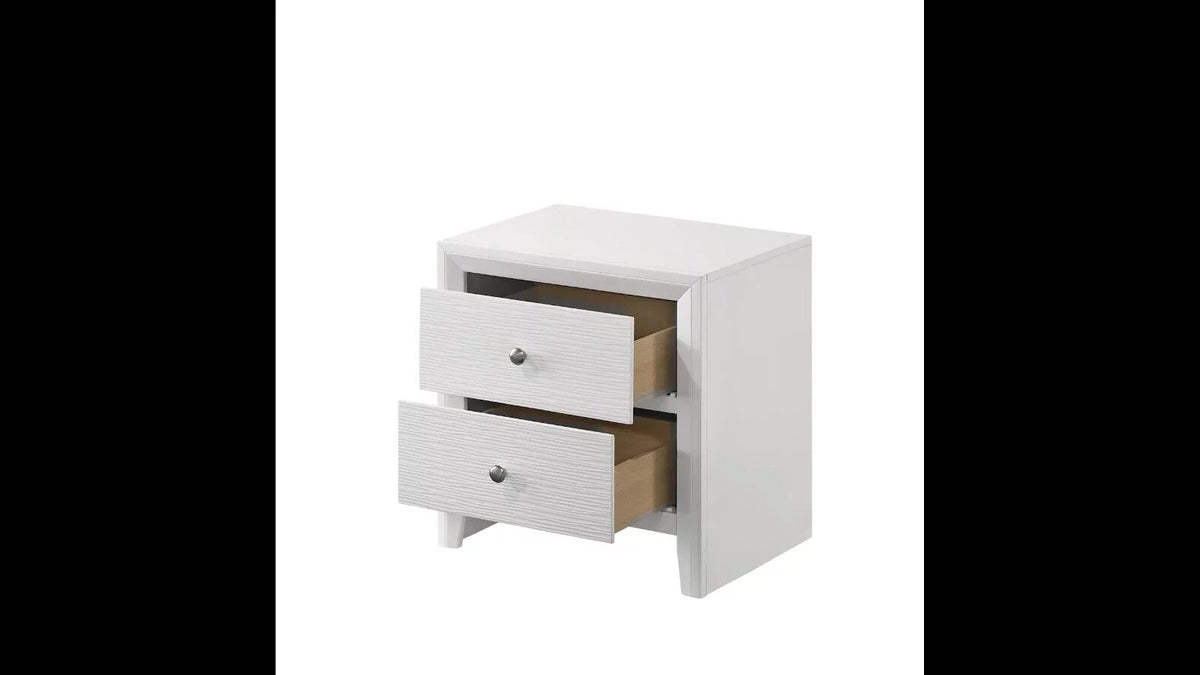 White Queen Size Panel Bed Set D93366