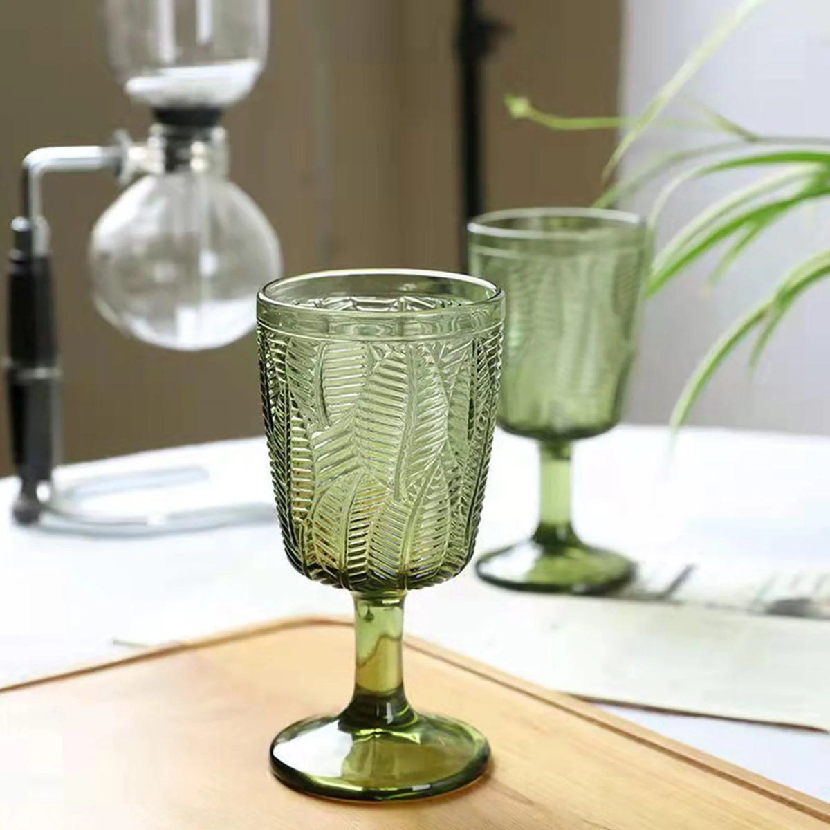 Green Embossment Texture Glass Goblet N625832