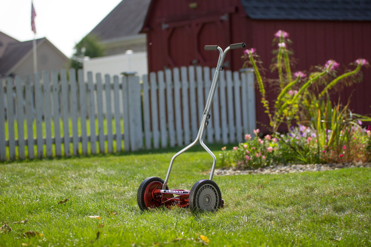 14-Inch 4-Blade Push Reel Lawn Mower T272
