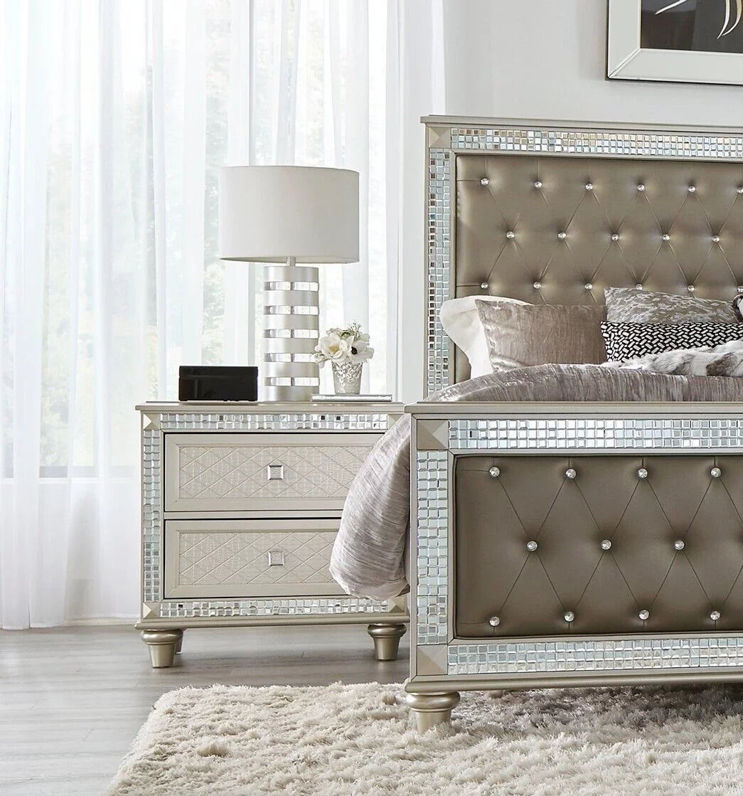 3pc King Bed Nightstands Upholstered Headboard Set Y26606