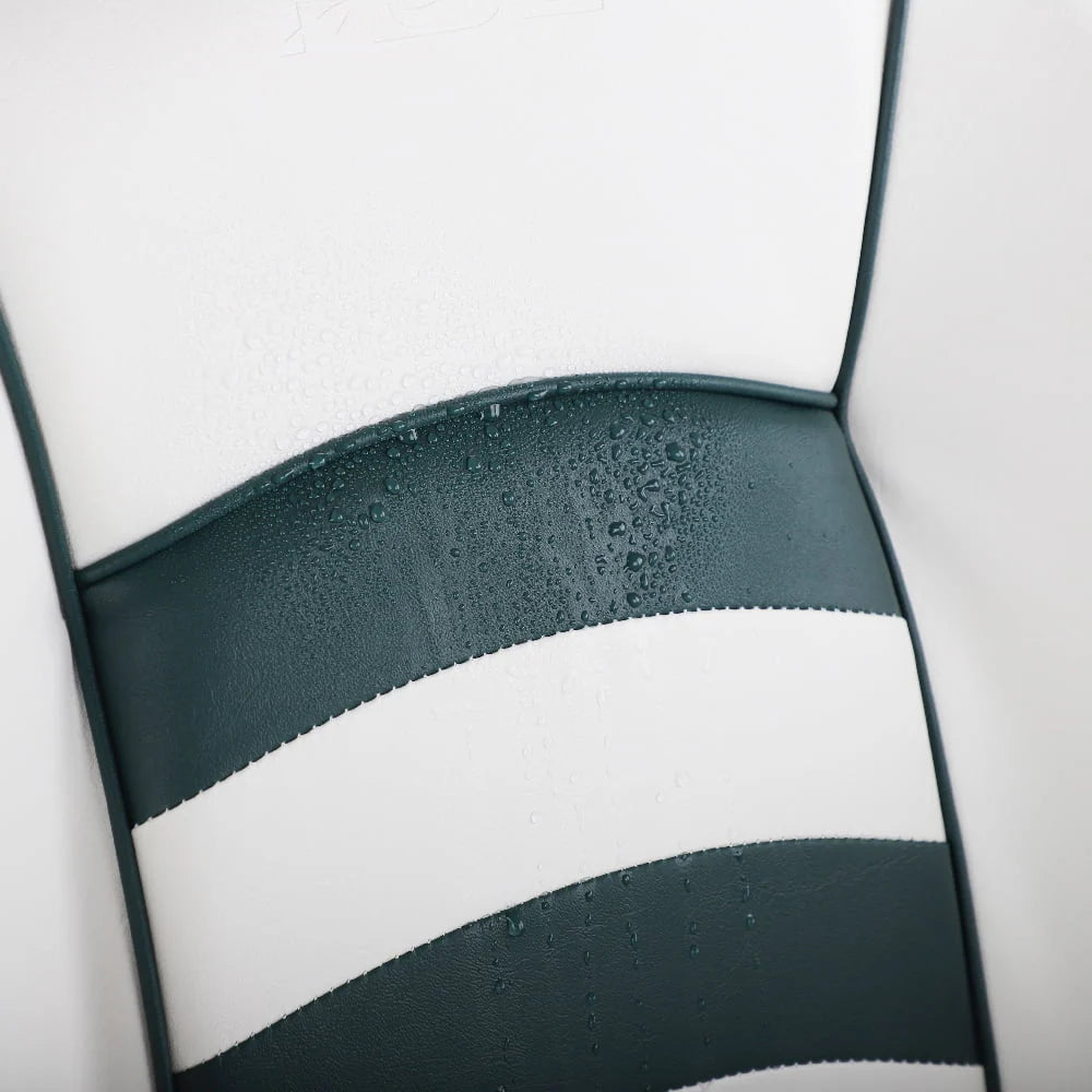 Black/White Bucket Seats E8314