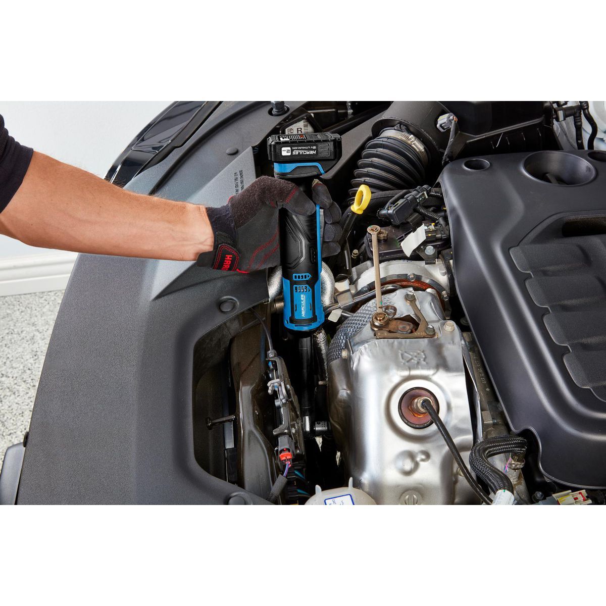 12V Cordless 3/8 in. Extended-Reach Ratchet S990058